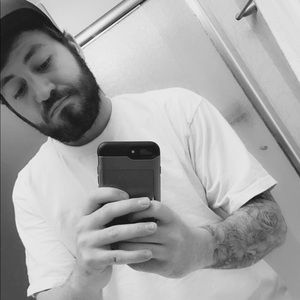 Meet your Posher, Dustin